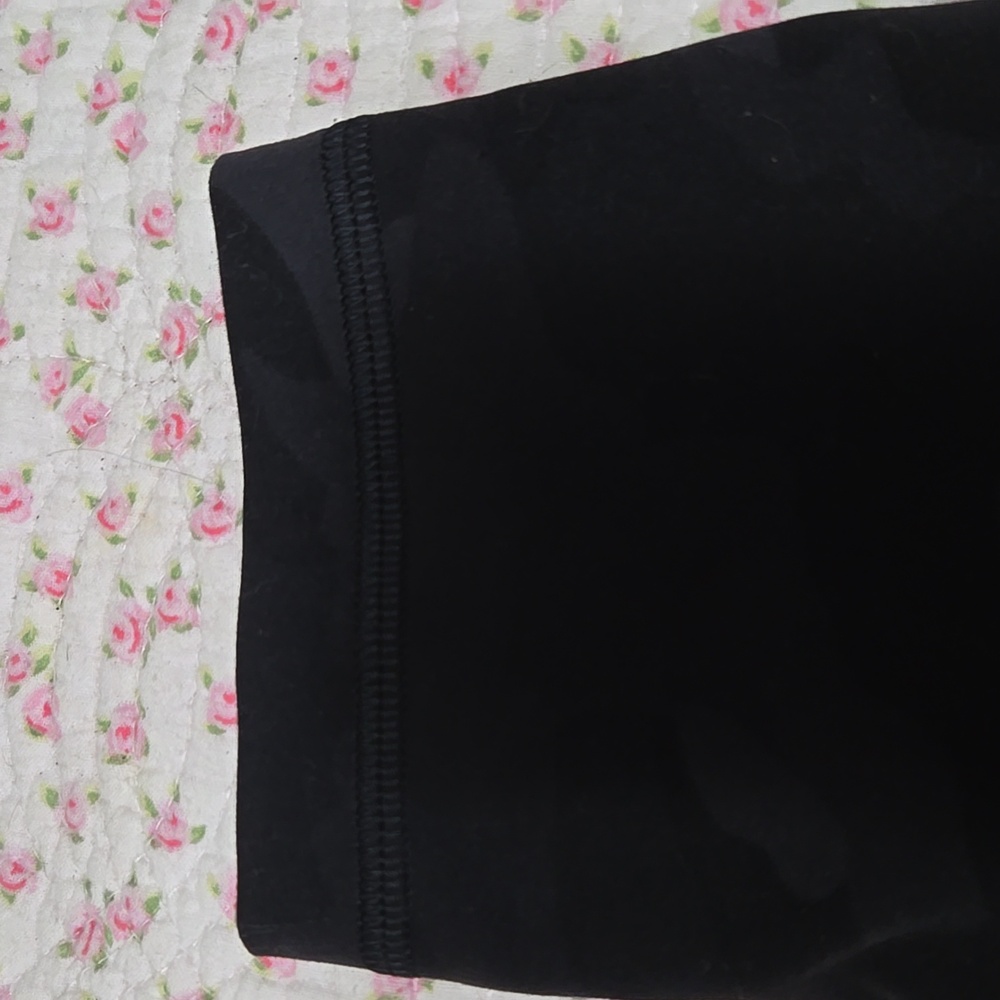 Lululemon camo leggings - Picture 6 of 16